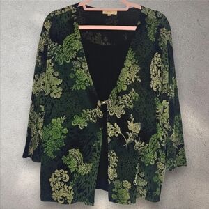 Choices Green Flowy Floral Blouse